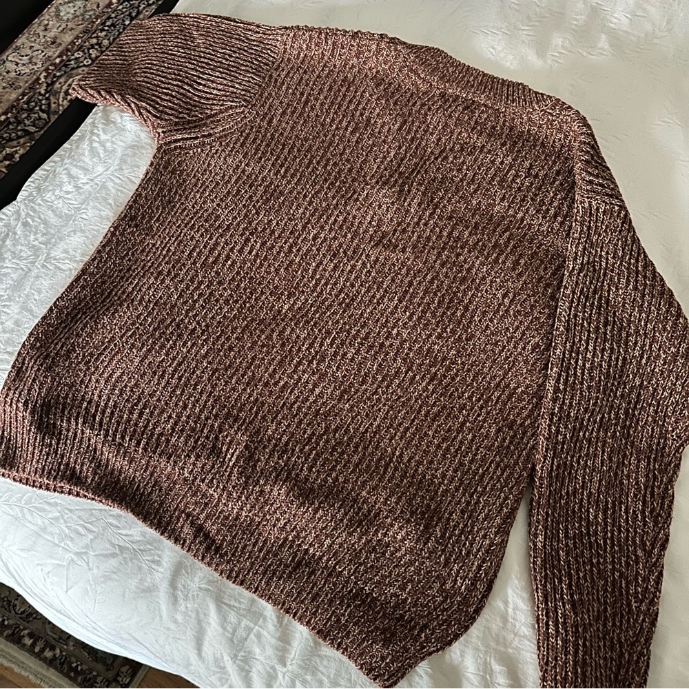 L.L. Bean Men’s V-Neck Sweater - Picture 3 of 3